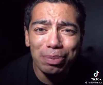 His booty smells like poopoo