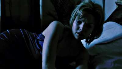 Birthday Hottie: Clare Kramer in The Gravedancers (2006)
