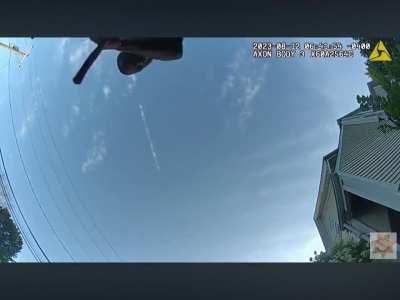 Hammer man vs Lady cop!