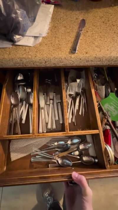 How to fix drawer that is binding?
