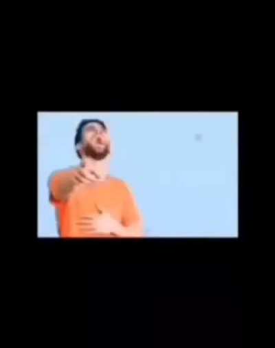 Hay guys look, an anime girl