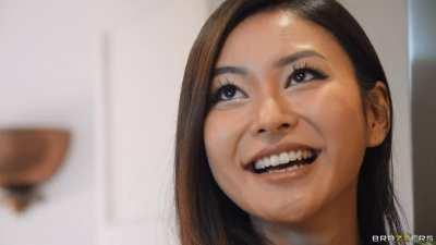 NEW SCENE - Your Day With Rae