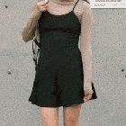 Asian Flashes Pussy In Public