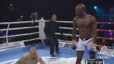 Adesanya’s deceptive Question-mark kick