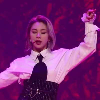 201212 - Chaeyoung didn't come to play today (+ Tzuyu and Jihyo)