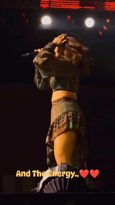 Sunidhi Chauhan [old]