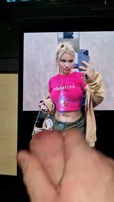 Shirin David cumtribute