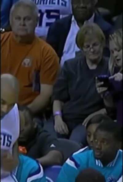 Нехуй ебалом щёлкать!