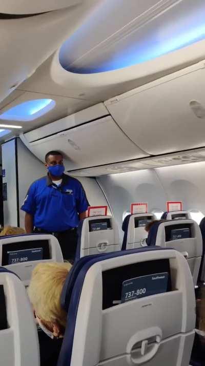 Black Man wearing Trump mask kicked off Southwest flight for not wearing a mask while eating