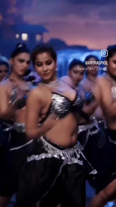 Simran Verma Devara back dancer 