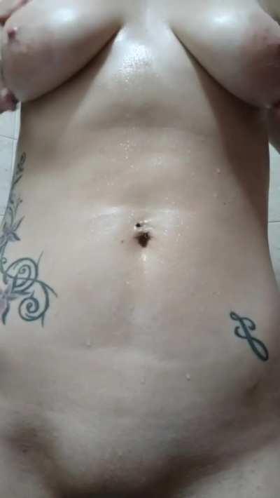 Come explore my curves on my VIP 🥰 💋 Link in comments