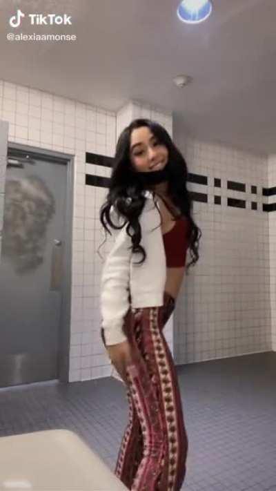 @alexiaamonse