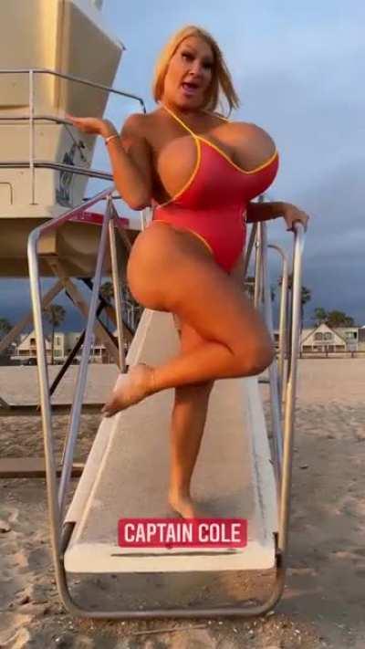 The more you look at her, the worse it gets...