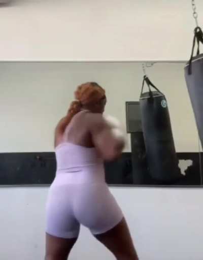 Claressa shields jiggle galore 