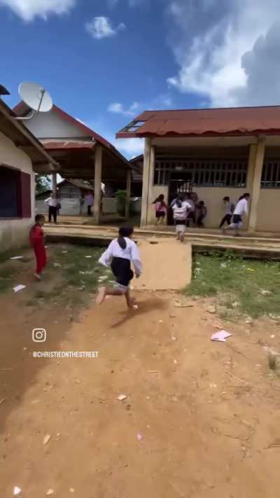 Correct reaction after seeing a Wes*oid or muscle memory?