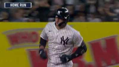 [Highlight] [Highlight] Josh Donaldson crushes a home run to monument park