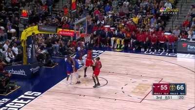 [Highlight] Nuggets blooper sequence from last night (h/t u/Pumpoozle)