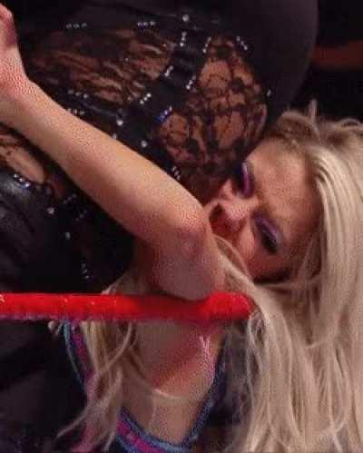 Alexa tastes Nia's superiority