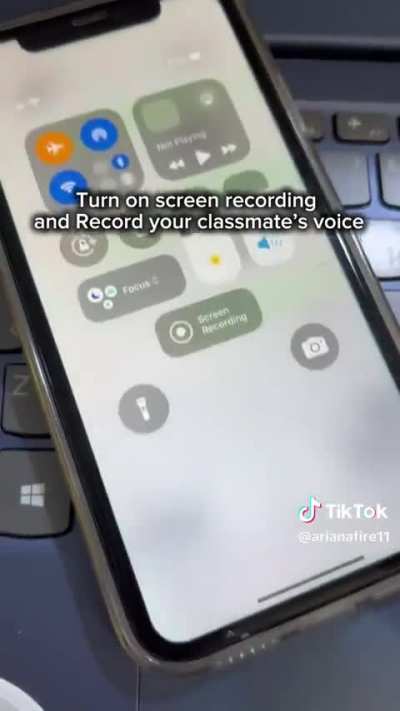 HOW TO MAKE YOUR FRIEND STOP SENDING VOICE MESSAGES