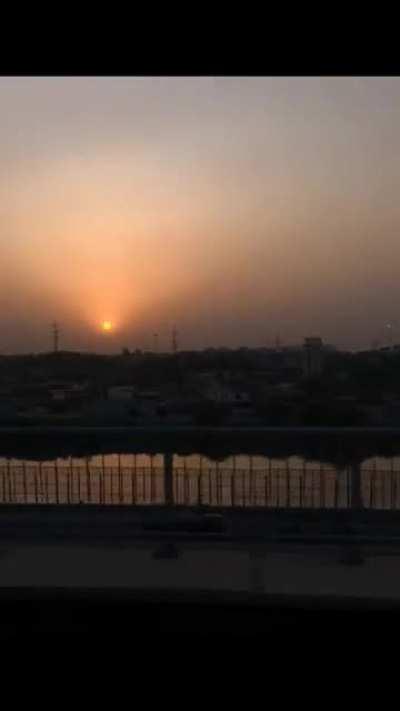 asthectic traveling through Delhi metro