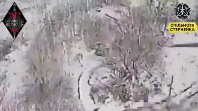 Footage of Ukrainian Special Forces FPV pilots attacking a Russian Strela-10 air defense system. The first quad was waiting on the wreckage of a destroyed UAZ for the target to come close, which is a new tactic Russian milbloggers were writing about.