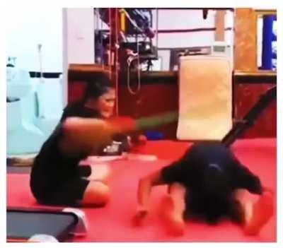 kapag nakabisado mo na combo ng nanay mo