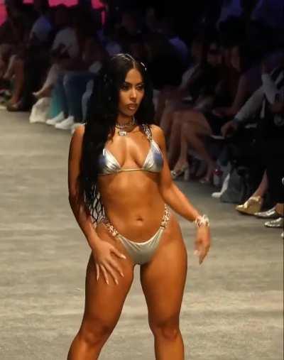 Sherry Foreign (@sherryforeign)