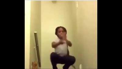 me trying to distract the enemy while my team does drake