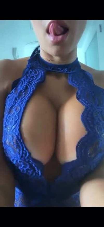 Full maria Hering video, DM for her Dropbox