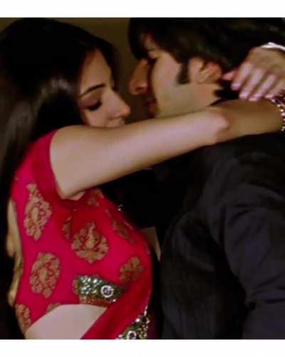 Anushka Sharma in Band Baaja Baraat