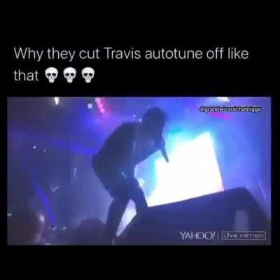 Dj Cuts Travis Scott’s Autotune During Live Show!