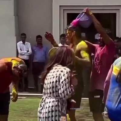 Groupism ho rha hai vroo Rohit hates hardik vroo 