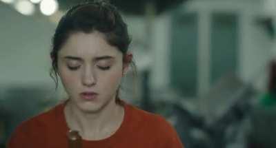 Natalia Dyer getting herself off watching a blowjob