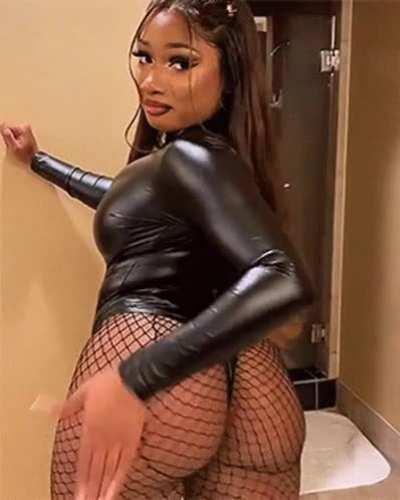 So horny for Megan thee Stallion’s unreal perfect black ass 🥵😈