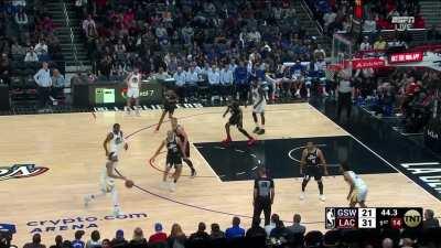 [Highlight] Batum sneaks in behind to steal away the rebound and Bones knocks down the three