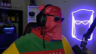 Créditos: El meme lo hizo Rann (en YT) si es malo es por él xD