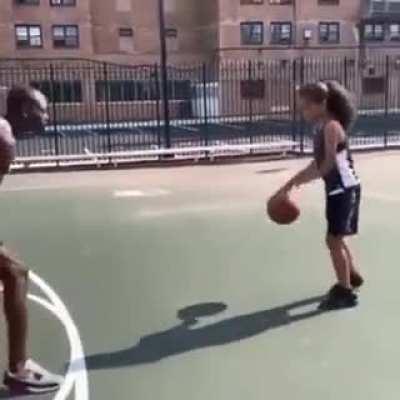 СУРПРАЙЗ МАЗАФАКА.MP4