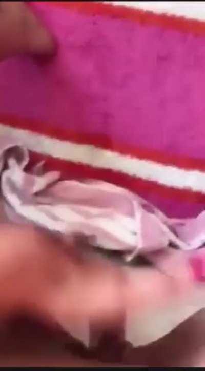 Gibt der schlampe was sie braucht💦