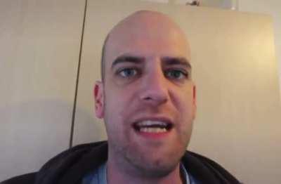 ThrowBack Friday To Callum’s Tounge 🥺