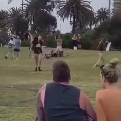 Police officer subdued 2 drunk bogans in St Kilda Australia