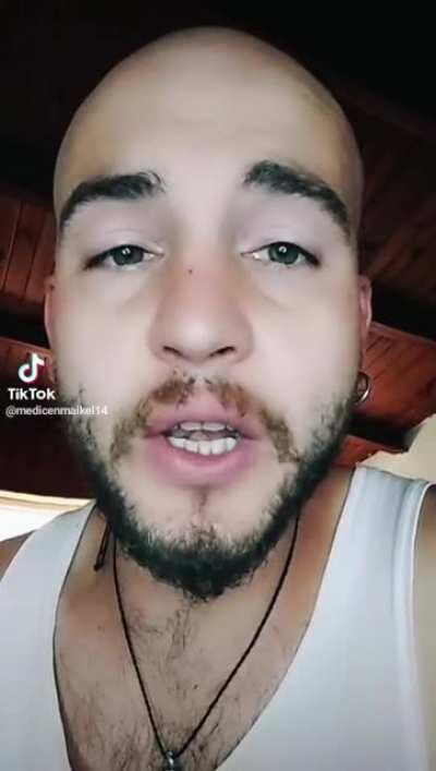 Hasta donde se lavan la cara los pelados?