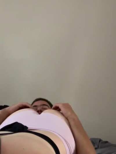 Je met ko mon copain car il m’embête