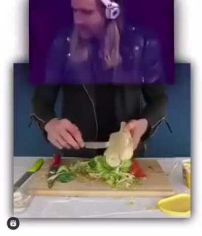 DJs making those subs bounce