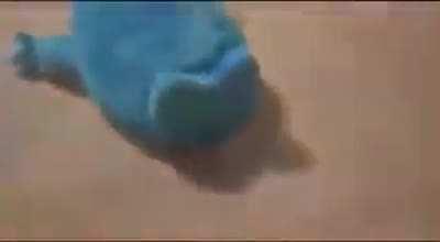 THis sis waht happene when your too gassy........ Gassy increldikflble (sad watchch) i ca( cnoi cry(😭😭😭😭