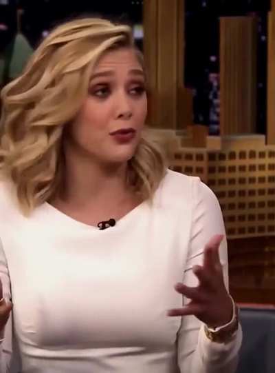 Elizabeth Olsen on Jimmy Fallon Show 2015