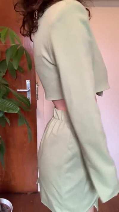 My new top hides those titties quite well🤭