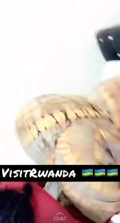 Rwandan girls are the finest in Africa 🇷🇼