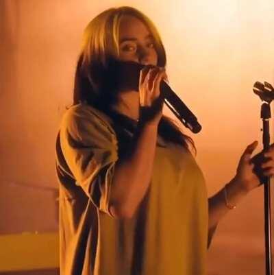 Not even baggy cloth can hide the melons from Billie Eilish