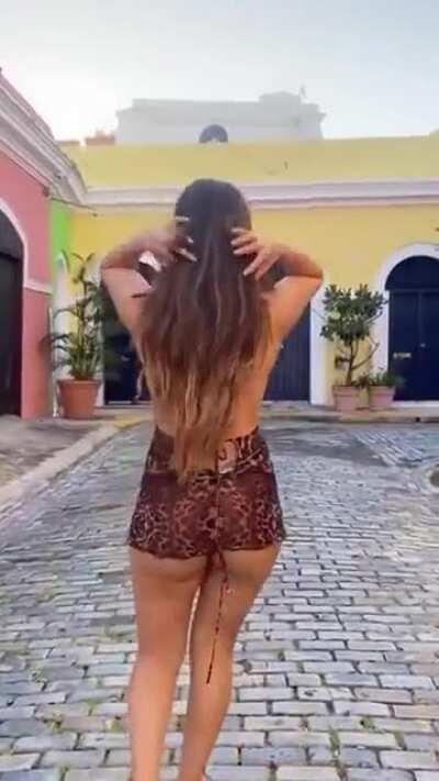 Fat ass such a tease