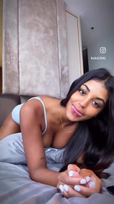 Julieth Díaz 😍😏 (link en comentarios)